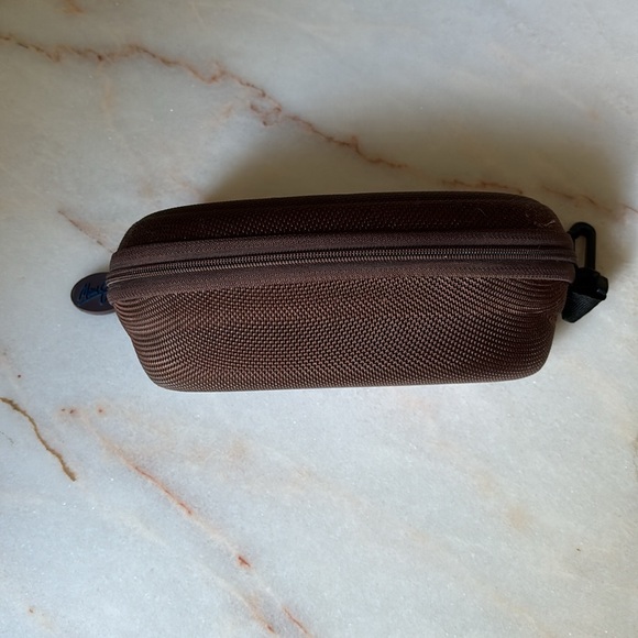 MAUI JIM SUNGLASSES HARD CASE - Picture 3 of 13